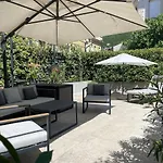 Loft With Rooftop Garden Terrace By The