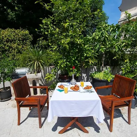 Dom wakacyjny Loft With Rooftop Garden Terrace By The *