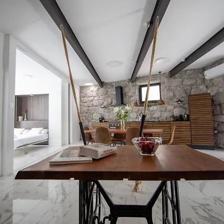 Loft With Rooftop Garden Terrace By The Dom wakacyjny Opatija