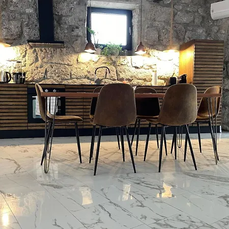 Dom wakacyjny Loft With Rooftop Garden Terrace By The