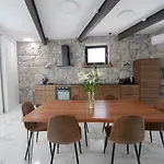 Loft With Rooftop Garden Terrace By The *