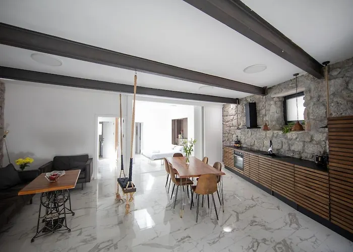 Loft With Rooftop Garden Terrace By The Ferienhaus Opatija